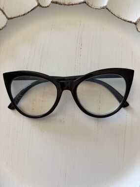 Betsey Johnson reading Black Cat-Eye Women's Glasses